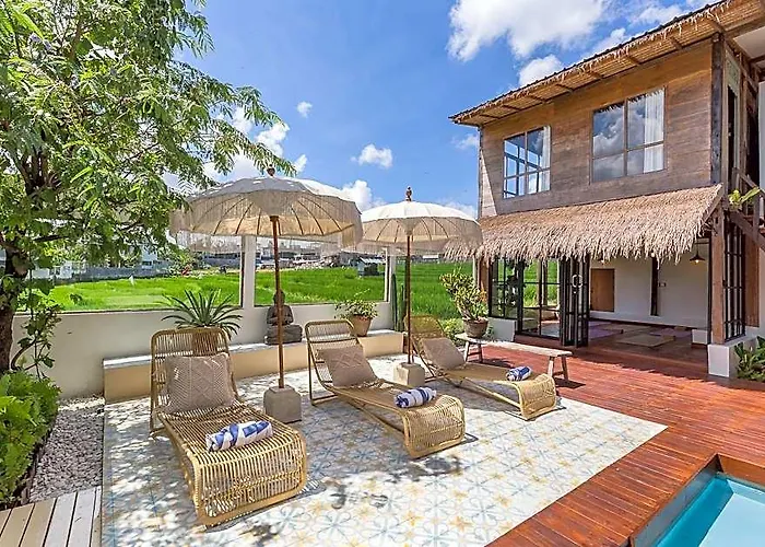 ホテル Pool 7bed Yoga Gym Cinema 10min Canggu