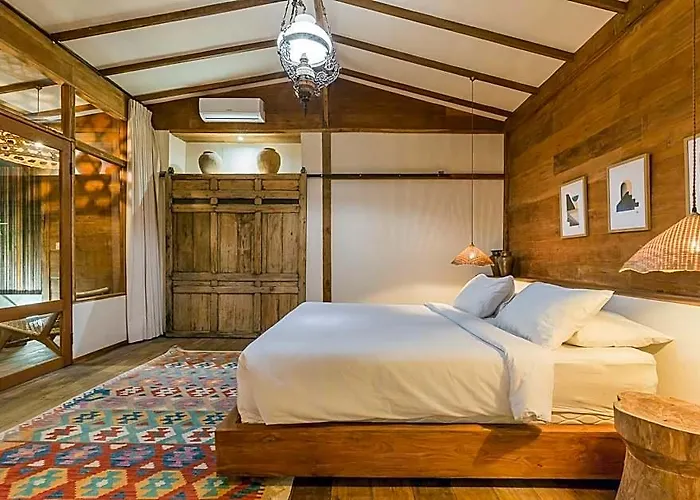 Pool 7bed Yoga Gym Cinema 10min Canggu ホテル バリ島