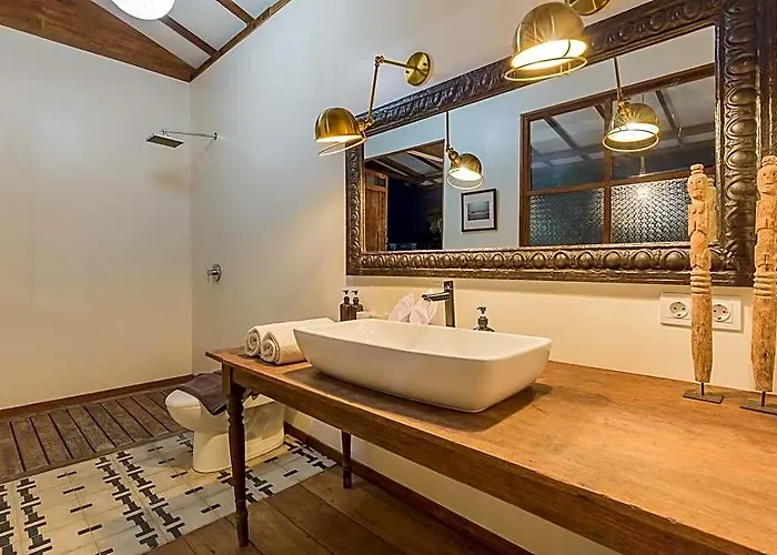 Pool 7bed Yoga Gym Cinema 10min Canggu ホテル 4*